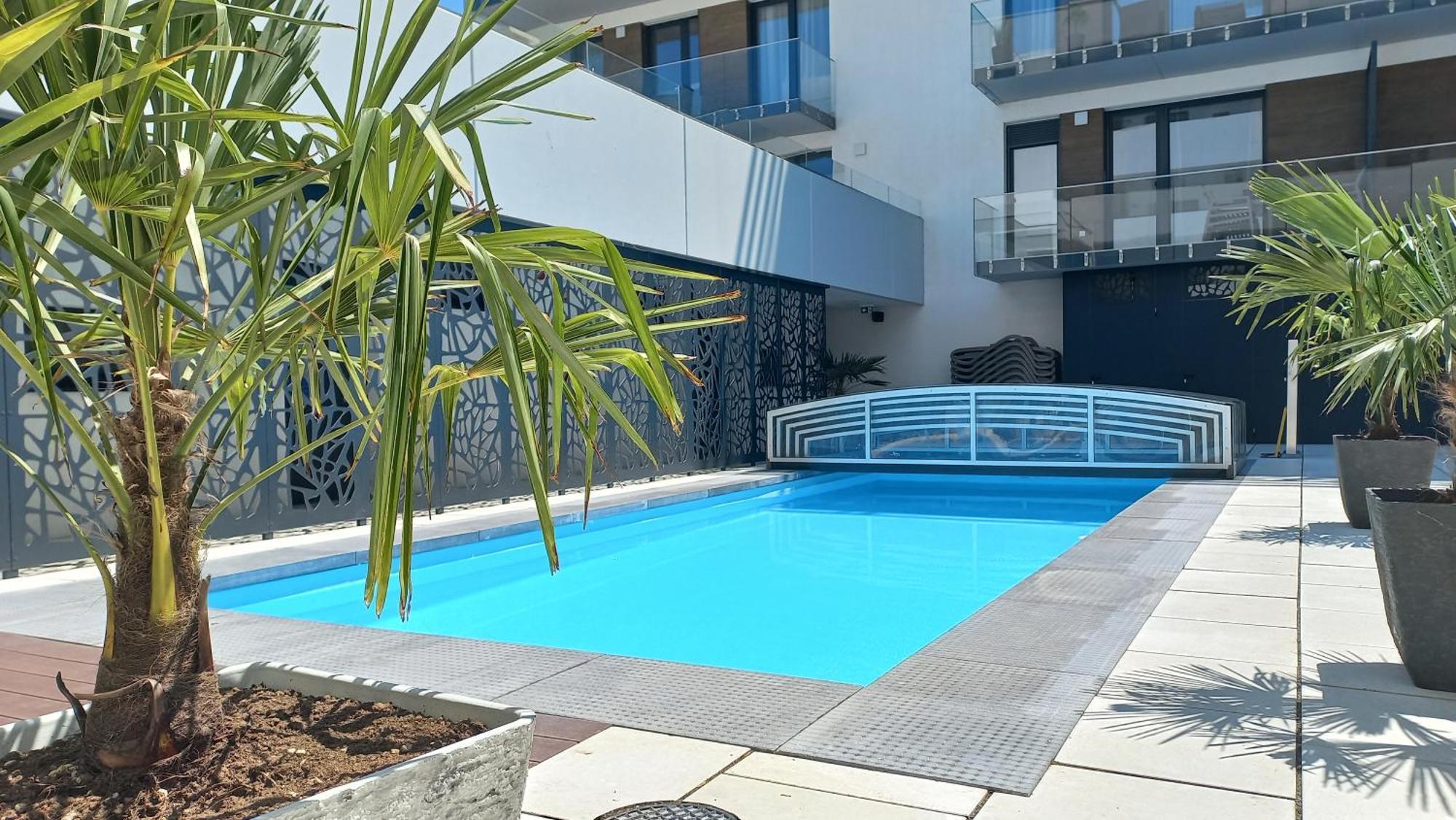 Sunset Resort - Lakeside Apartment Fonyod Bagian luar foto