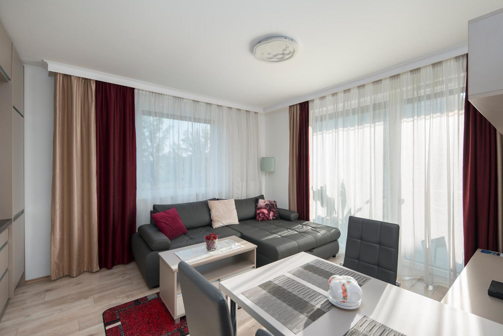 Sunset Resort - Lakeside Apartment Fonyod Ruang foto